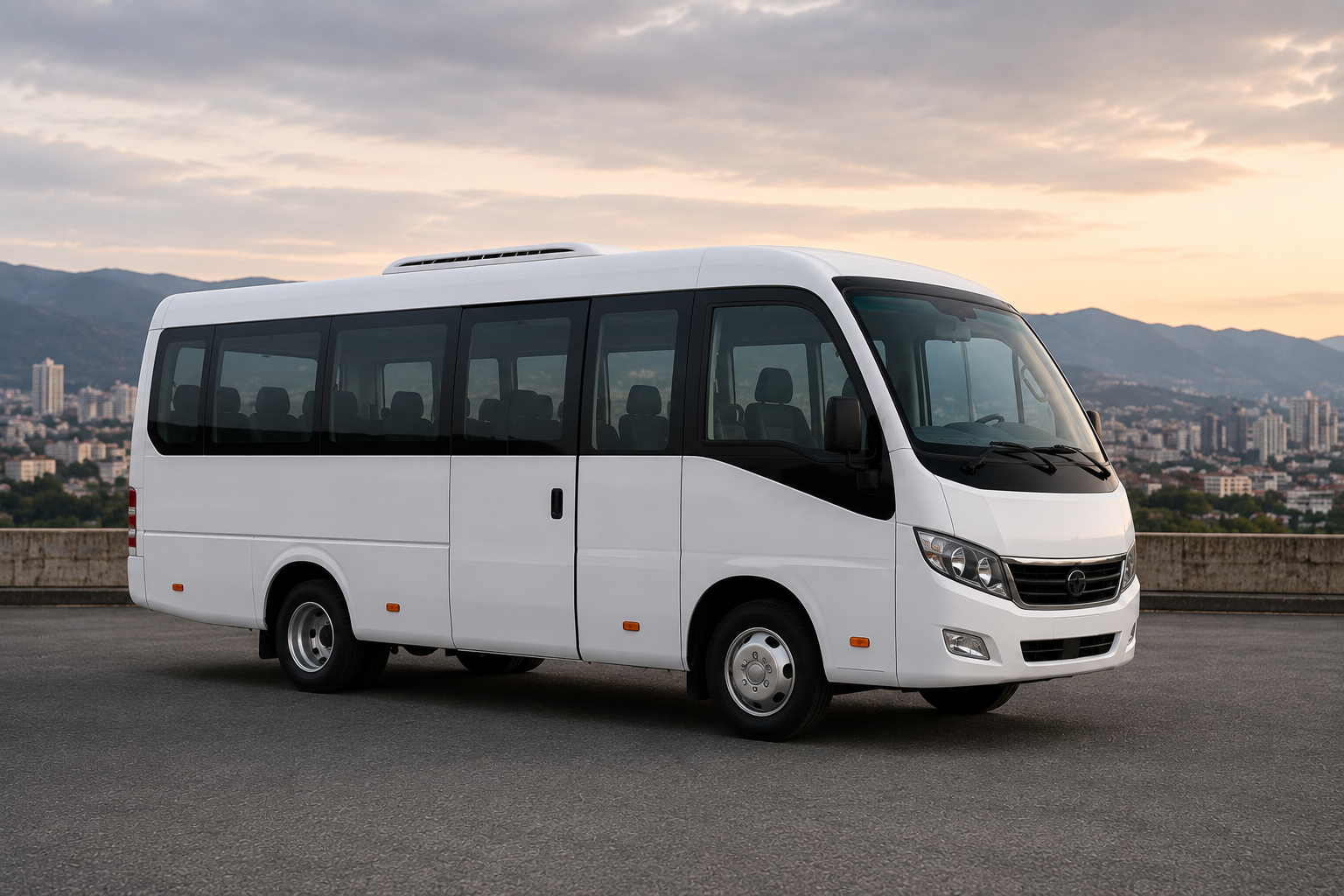 Minibús Transfer Marflo para tours y traslados de grupos