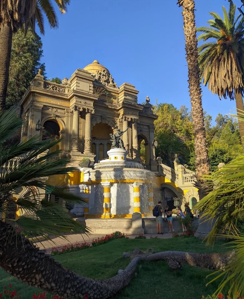 Transfer Cerro Santa Lucía — Paseos y turismo en la ciudad